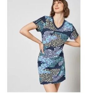 adidas Tropical Print T-Shirt Dress
Color: Legend Ink White